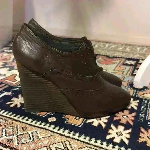 Joie - Ankle wedge boots - Oxford brown leather bootie - Picture 7 of 9